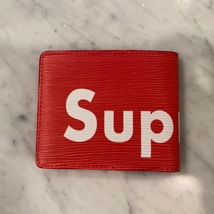 Supreme x Louis Vuitton wallet